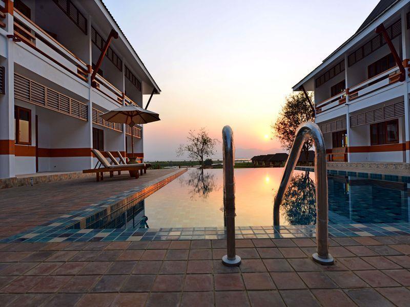 Ananta Inlay Resort Nyaungshwe Township Exterior photo